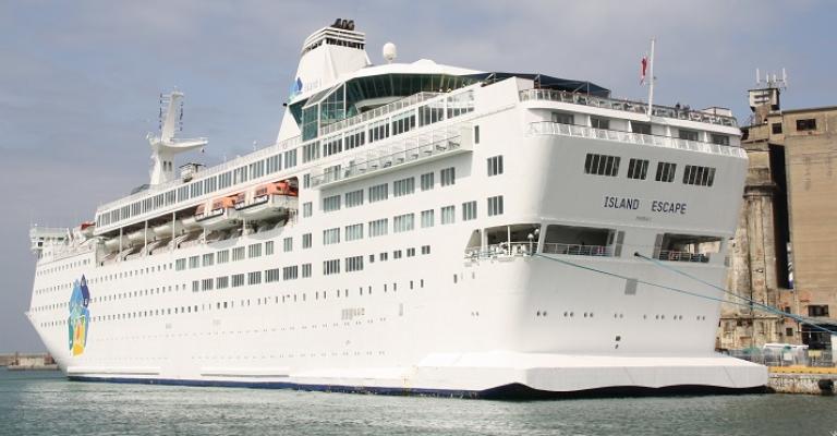 3000 سائح يصلون العقبة