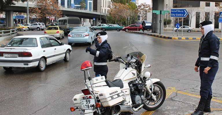 السير: حملة الشتاء قريبا وتركيب كاميرات على طريق المطار السير: حملة الشتاء قريبا وتركيب كاميرات على طريق المطار