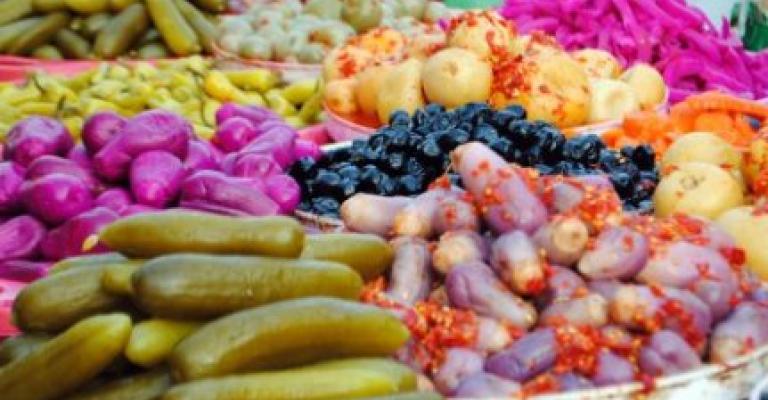 تحفظ على 470 طن مخللات في إربد تحفظ على 470 طن مخللات في إربد