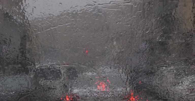 عدم استقرار جويّ وأمطار مصحوبة بالبرق والرعد عدم استقرار جويّ وأمطار مصحوبة بالبرق والرعد