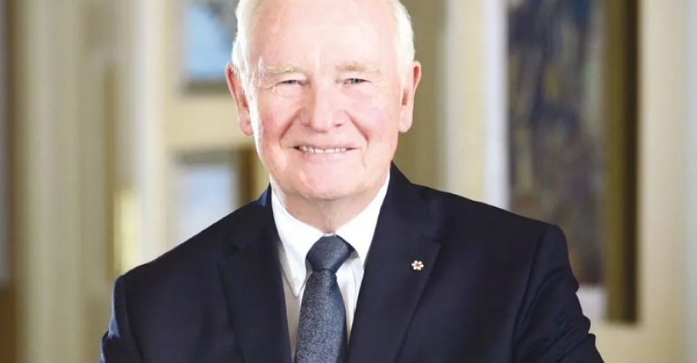 حاكم كندا يصل إلى عمان في زيارة دولة