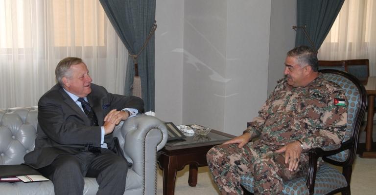 السفيران الفرنسي والإيطالي يزوران الجيش السفيران الفرنسي والإيطالي يزوران الجيش