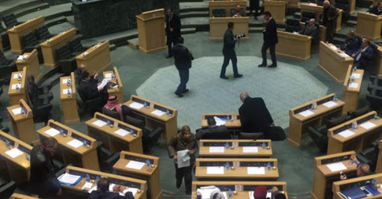 هوية: الموازنة تضع النواب في مواجهة الشارع والرأي العام هوية: الموازنة تضع النواب في مواجهة الشارع والرأي العام