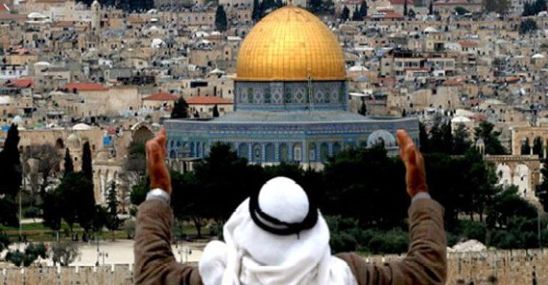 "عين على القدس" يفتح ملف الأنفاق التي تحاصر المسجد الأقصى "عين على القدس" يفتح ملف الأنفاق التي تحاصر المسجد الأقصى