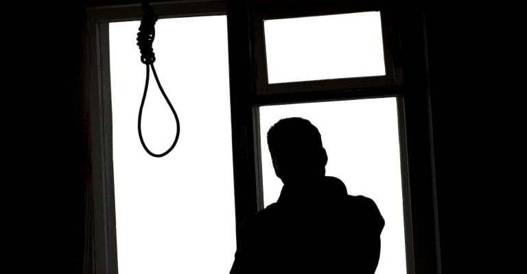 انتحار لاجئ سوري شنقا على سور مخيم الأزرق