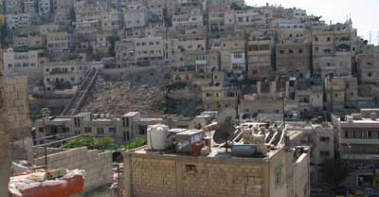 كشف ملابسات مقتل ثلاثيني بجبل النظيف كشف ملابسات مقتل ثلاثيني بجبل النظيف