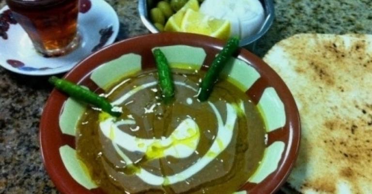 نقابة المطاعم تطالب تعديل الضريبة وقوائم الأسعار