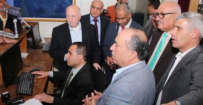 إصدار 935 ألف بطاقة ذكية وافتتاح محطة بجامعة الزرقاء إصدار 935 ألف بطاقة ذكية وافتتاح محطة بجامعة الزرقاء