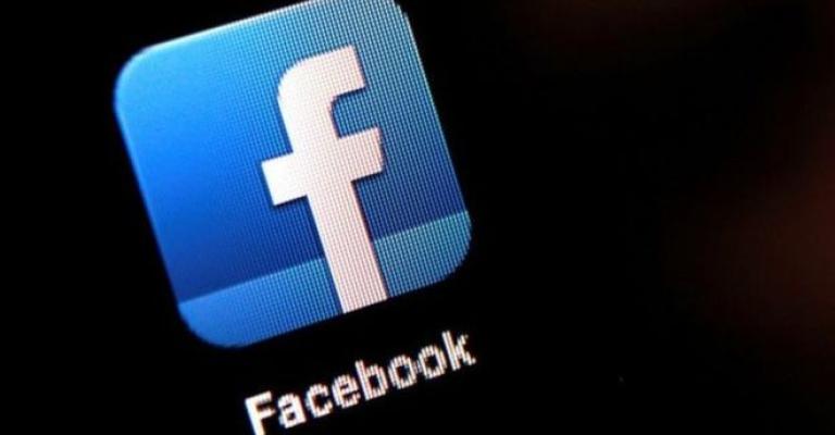 فيسبوك يستعين بـ 7500 موظف لمراجعة محتوى مقاطع الفيديو