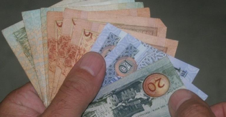 الإحصاءات: زيادة إنفاق الأسرة مقابل ارتفاع الأسعار وثبات الأجور