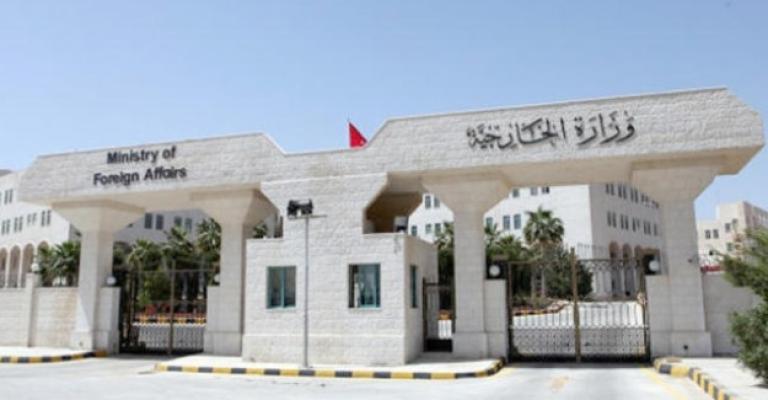 خطوات أولية لتحسين عمل القنصليات للمغتربين