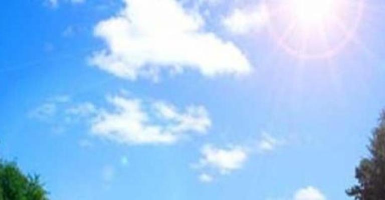 أجواء جافة وحارة نسبيا