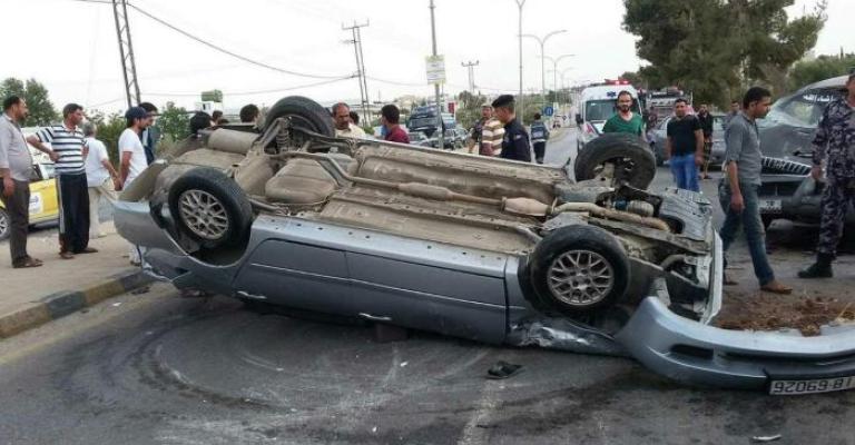 مادبا: 3 وفيات و3 إصابات بحادث تصادم مادبا: 3 وفيات و3 إصابات بحادث تصادم