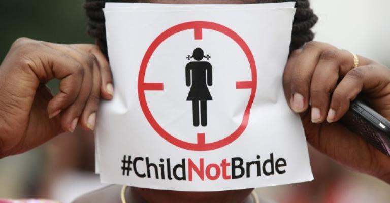 انتقادات حقوقية لتعليمات زواج القصّر