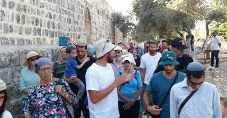 مئات المستوطنين يقتحمون الأقصى في "ذكرى خراب الهيكل"