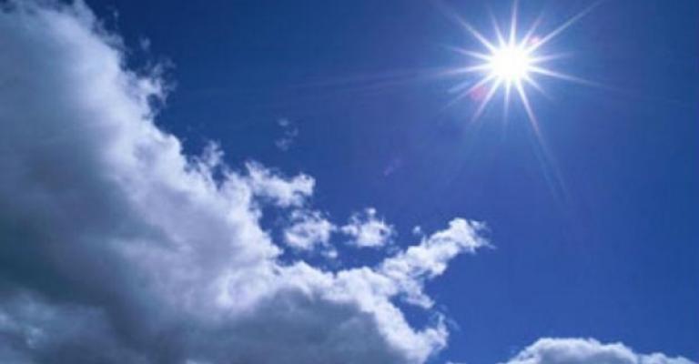 أجواء صيفية والعظمى في عمان 35 درجة