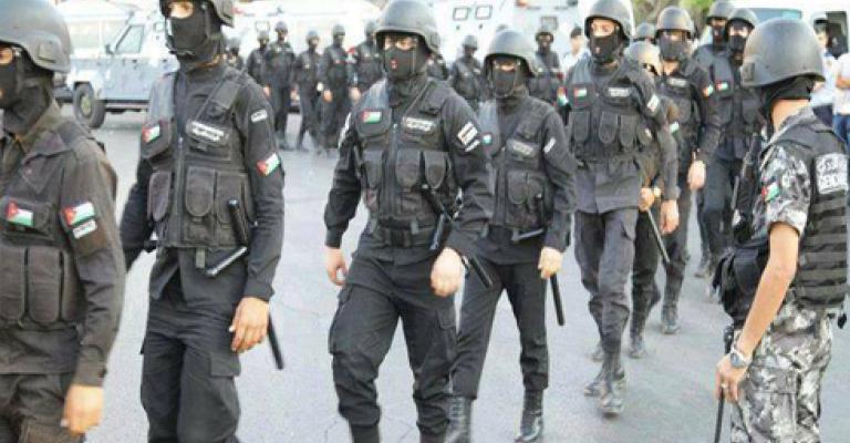 تفريق أنصار مرشحين في الجوفة بالغاز