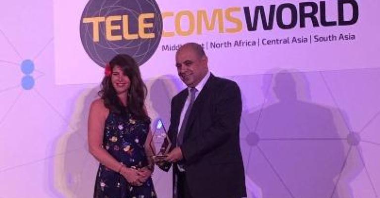 الهناندة أفضل رئيس تنفيذي لعام 2017 الهناندة أفضل رئيس تنفيذي لعام 2017