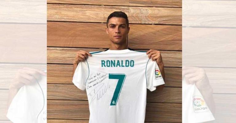 رسالة خاصة من رونالدو إلى "مشجعه رقم 1"