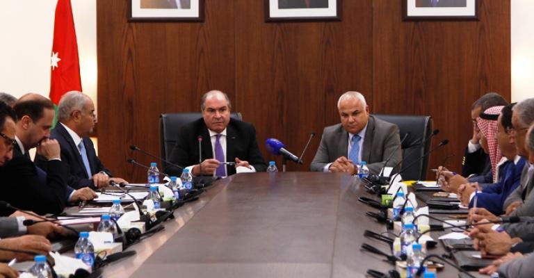 الديمقراطية النيابية: رفع الدعم آخر الحلول