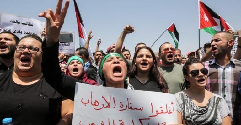 ورقة أسرى الأردن في إسرائيل تعود للواجهة في "حادثة السفارة" ورقة أسرى الأردن في إسرائيل تعود للواجهة في "حادثة السفارة"