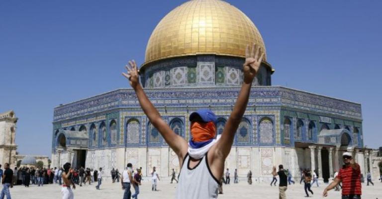 الاحتلال يعتقل 4 من حراس الأقصى