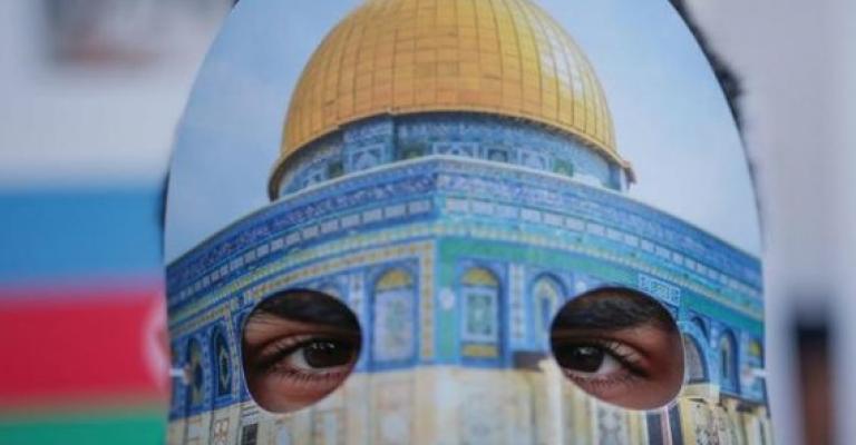 اسرائيل ترصد 50 مليون دولار للتنقيب عن اساسات الهيكل المزعوم اسرائيل ترصد 50 مليون دولار للتنقيب عن اساسات الهيكل المزعوم