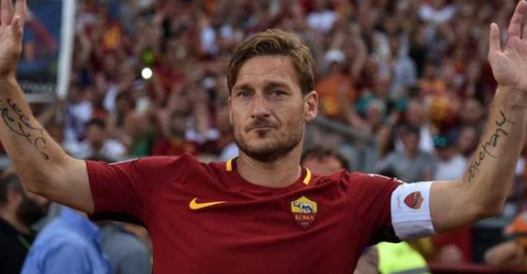 نجوم اعتزلوا كرة القدم في سنة 2017