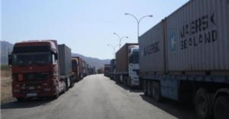 استمرار إضراب الشاحنات في العقبة