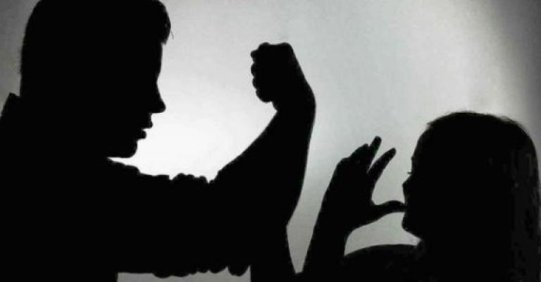 التحقيقات بوفاة الطفلة ملاك تشير لوجود ملف رسمي لعنف اسري سابق التحقيقات بوفاة الطفلة ملاك تشير لوجود ملف رسمي لعنف اسري سابق