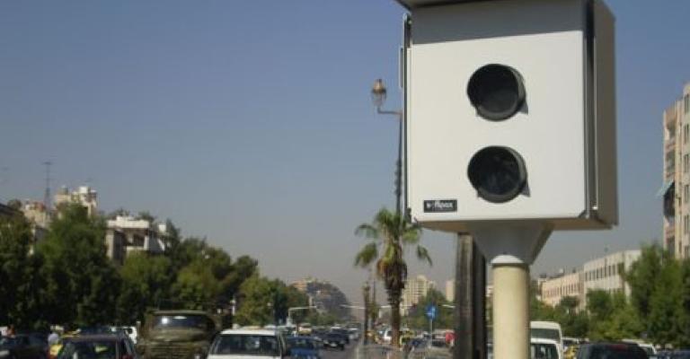 بدء تشغيل (19) كاميرا مراقبة لضبط المخالفات المرورية في عمان