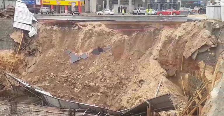 اغلاق جزئي لشارع الجاردنز بسبب تشققات