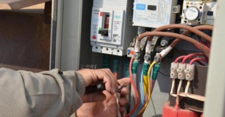 ضبط 22.789 حالة استجرار للتيار الكهربائي العام الماضي ضبط 22.789 حالة استجرار للتيار الكهربائي العام الماضي