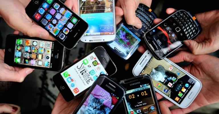 هذه أفضل الهواتف الذكية في مؤتمر "MWC"