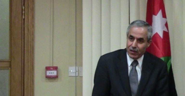 نقيب الأطباء: جهات دفعت لإقرار القانون المسؤولية الطبية