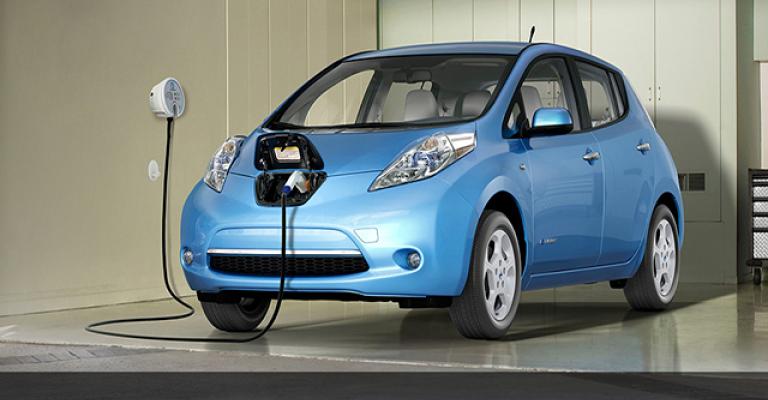 الطاقة تلزم محطات المحروقات الجديدة بموقع لشحن المركبات الكهربائية الطاقة تلزم محطات المحروقات الجديدة بموقع لشحن المركبات الكهربائية