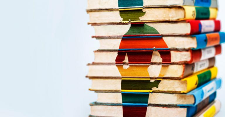 أدباء يختارون كتابك لهذا الأسبوع