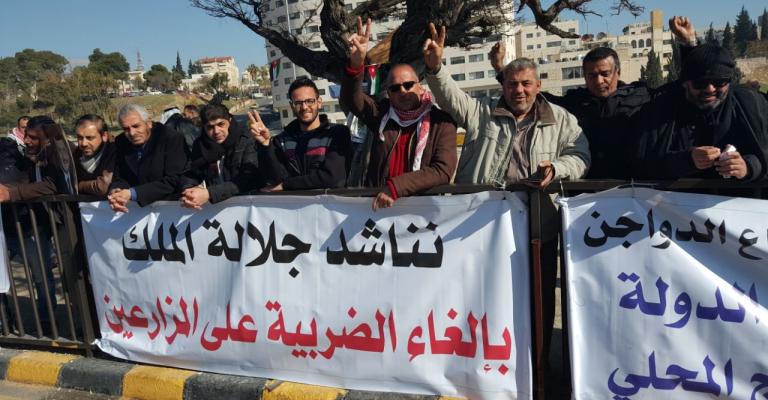 تفاؤل بوعود الحكومة لحل أزمة القطاع الزراعي تفاؤل بوعود الحكومة لحل أزمة القطاع الزراعي