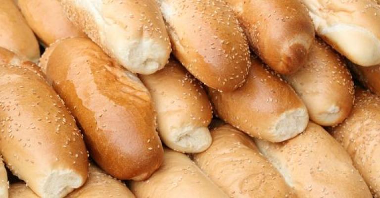 الصناعة والتجارة: لا تغيير على أسعار خبز الحمام والكعك الصناعة والتجارة: لا تغيير على أسعار خبز الحمام والكعك