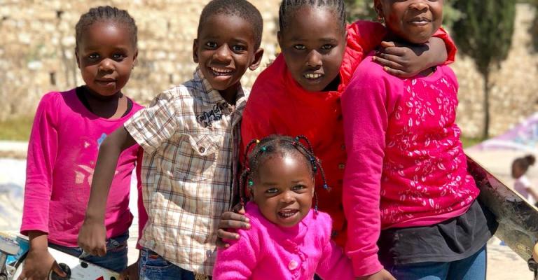 الحاجة اهم من القومية...قصة لاجئين سودانيين في الاردن الحاجة اهم من القومية...قصة لاجئين سودانيين في الاردن