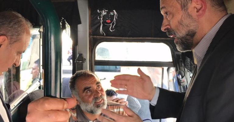 الرزاز "الانتحاري".. الأردنيون يطلبون أكثر من التقاط الصور