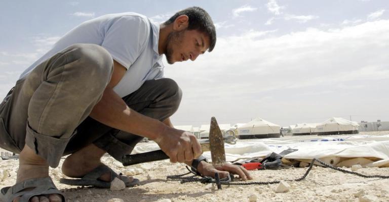300 ألف لاجئ سوري يعملون في الأردن دون تصاريح 300 ألف لاجئ سوري يعملون في الأردن دون تصاريح