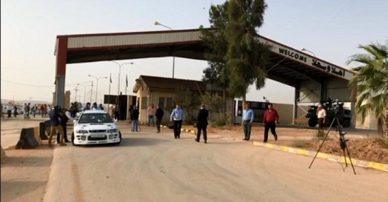 30 شركة تخليص تباشر عملها في معبر جابر 30 شركة تخليص تباشر عملها في معبر جابر