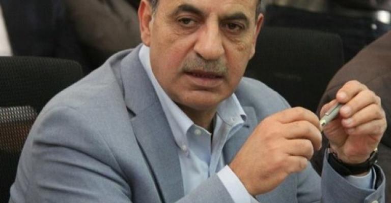 المصري: مخرجات لجنة مطالب موظفي البلديات "مرضية"