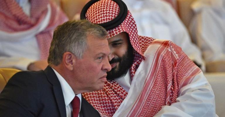 وفد أردني إلى السعودية لحل أزمة فلسطيني الجواز المؤقت