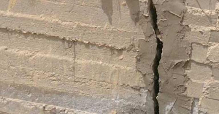 وزارة التربية والتعليم تدعو إلى اخلاء أي مدرسة تهدد حياة الطلبة