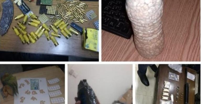 ضبط حبوب مخدرة داخل قطع شكولاته