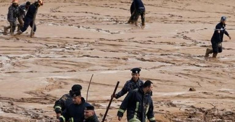 العثور على 28 مفقودا بأحد سيول ماعين ووفاة سائحة في البترا
