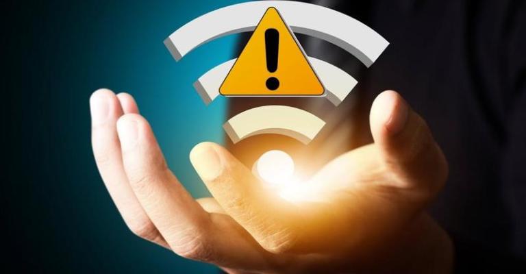 الحكومة تعلن عن انقطاعات مبرمجة لخدماتها الإلكترونية والإنترنت الحكومة تعلن عن انقطاعات مبرمجة لخدماتها الإلكترونية والإنترنت