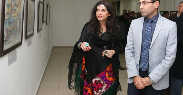 افتتاح معرض الفنانة التشكيلية صدوف السالم افتتاح معرض الفنانة التشكيلية صدوف السالم